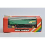 Britains 1/32 4 Wheel Trailer. NM to M in VG to E Box.