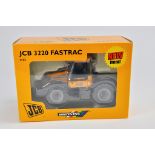 Britains 1/32 JCB 3220 Fastrac. M in E Box.