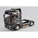 Impressive Hand Built Plastic Large Scale (1/24-25 scale) Truck. MAN. VG.