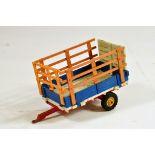 Britains Farm 1/32 Animal Trailer. Would benefit from a clean. VG to E.
