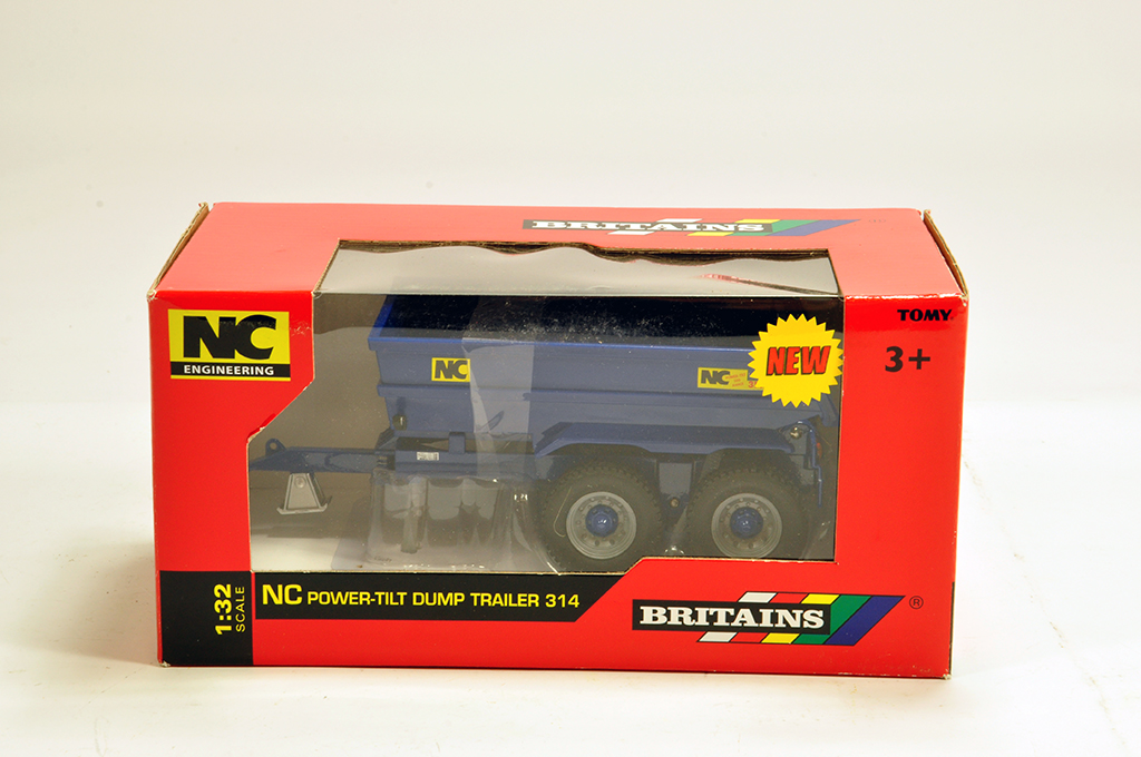 Britains 1/32 NC Power Tilt Dump Trailer. M in Box.