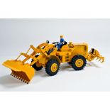 Conrad Gescha 1/20 No. 284 CAT 950 Loading Shovel. Generally E.