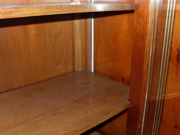 A French mahogany and brass mounted vitrine in the Louis Philippe taste CONDITION REPORTS - Image 9 of 9