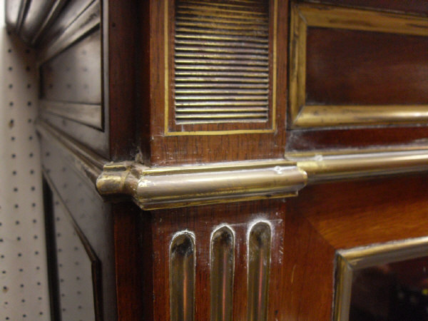 A French mahogany and brass mounted vitrine in the Louis Philippe taste CONDITION REPORTS - Image 5 of 9