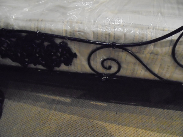 A 19th Century French wrought iron folding bedstead with modern mattress CONDITION - Image 3 of 6