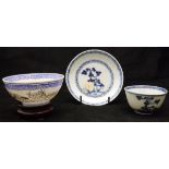 A Nanking Cargo blue and white tea bowl and saucer,