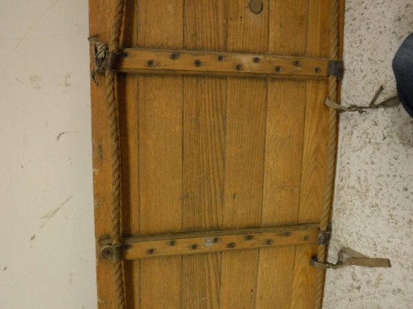 A vintage pine toboggan CONDITION REPORTS Has various wear etc to the varnish. - Bild 3 aus 11