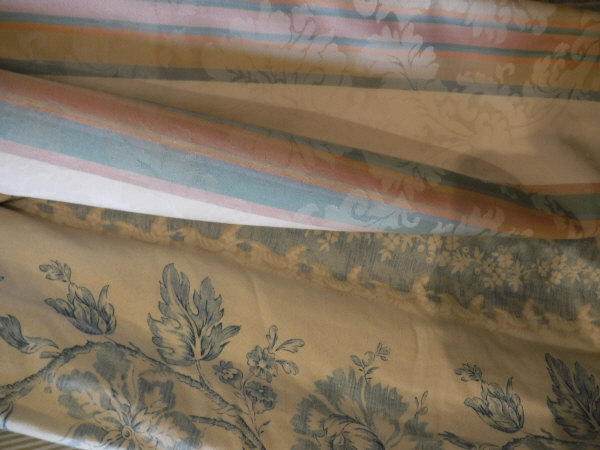 A collection of curtains to include a single cotton interlined curtain,