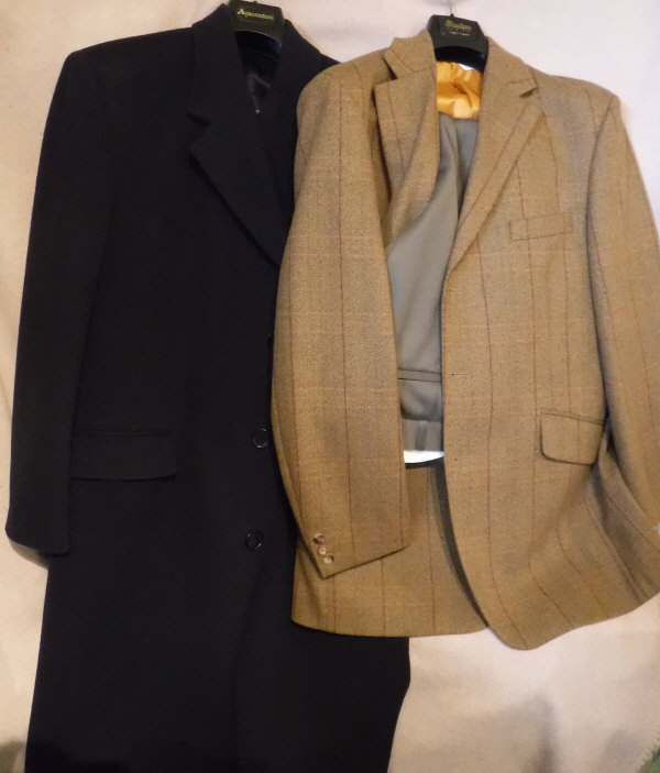 A Bladon lambswool tweed jacket (size 42R),