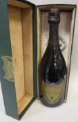 One bottle Moët et Chandon Champagne Cuvée Dom Pérignon 1985,