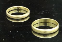 Two 22 carat wedding bands, approx 9.6 g CONDITION REPORTS One ring approx Size X.