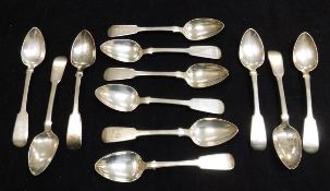 A set of twelve Georgian silver teaspoons (Newcastle Thomas Wheatley, 1829), approx 7.