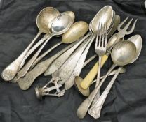 Four annointing spoons (by Henry Knowles & Brown, London 1977), in presentation cases,