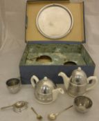 A Kavin child's tea set in box