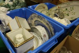 Two boxes of various chinaware to include Susie Cooper cups and saucers,