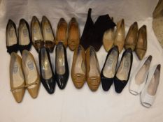 A box of assorted ladies shoes to include Emma Hope's shoes, Ferragamo etc.