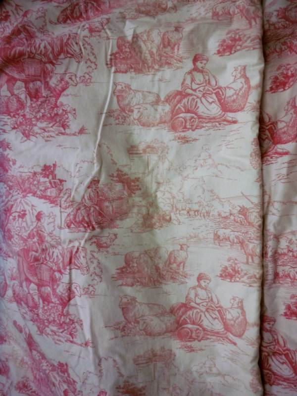 Two pairs of cotton Toile de Jouy pink and cream interlined curtains with fixed triple pinch pleat - Image 3 of 6