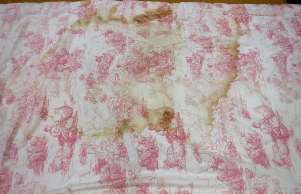Two pairs of cotton Toile de Jouy pink and cream interlined curtains with fixed triple pinch pleat - Image 5 of 6