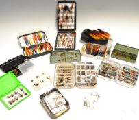 Large collection of fly boxes and flies (400): 12x various fly boxes incl Wheatley, triumph, trout