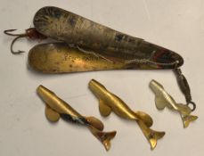 Lures (4): A Geen's Pike Spoon together with 3x spiral Geen's baits