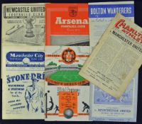 1952/1953 Manchester United away match programmes to include Charlton Athletic, Sheffield Wednesday,