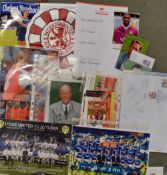 Football Autograph Selection - a mixed selection of football autographs includes 2001 Fulham,