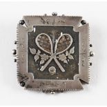 1911 Crossed Tennis Racket Silver Brooch within a Maltese Cross measures 3x3cm approx. hallmarked