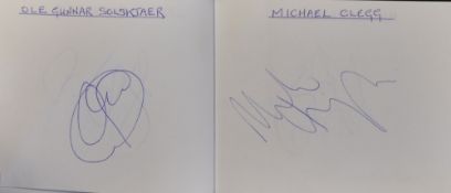 Manchester United autograph book with hand signed signatures of Ryan Giggs, Brian Kidd, Alex