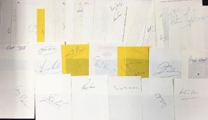 Golfing Autographs - large collection of autographs all signed on note paper some with multiple