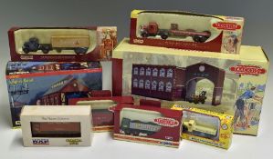 Hornby Skaledale Engine Shed R8536 boxed together with Lledo Trackside BR2002 Two-piece tinplate
