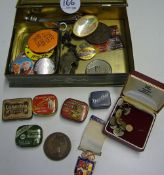 Mixed Selection of Collectables to include Gramophone needles, pin badges, medallions etc. (