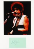 Autograph - Bob Dylan - Signed Display with signed page with print above, mounted measures 30x39cm