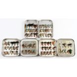 3x Wheatley Alloy clip and cast fly tins: containing 89x flies mostly 4-5 traditional patterns