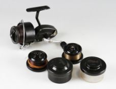 Early Mitchell 300 spinning reel with 2x spare spools (3): Full bale arm, folding arm and 2x spare