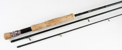 Greys Greyflex fly rod: 10ft 6in 3pc carbon rod - line #7/8 with fuji style rings throughout -