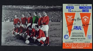 Manchester United Signed Football Print a colorized photograph depicting Manchester United players