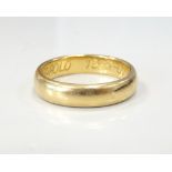 NINE CARAT GOLD WEDDING BAND ring size H, approximately 3.