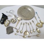 MIXED LOT OF CONTINENTAL SILVER including six German tea spoons with a ship finial,