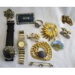 SELECTION OF COSTUME JEWELLERY AND WATCHES including a Citizen Eco-Drive wristwatch,