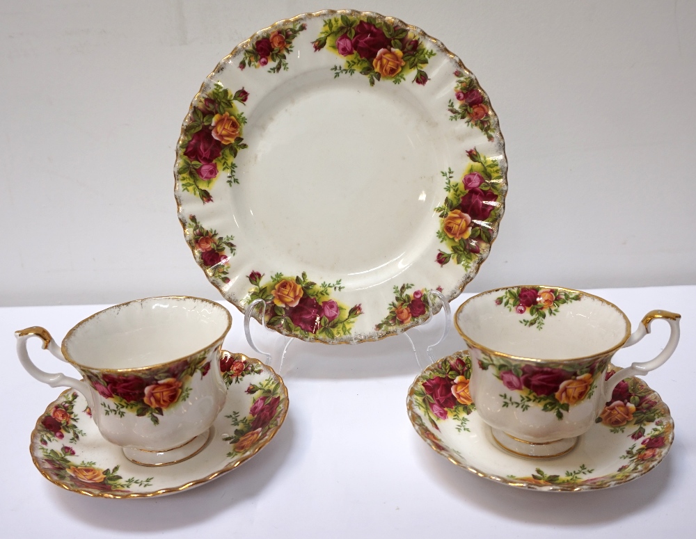 ROYAL ALBERT 'OLD COUNTRY ROSES' TEA SER