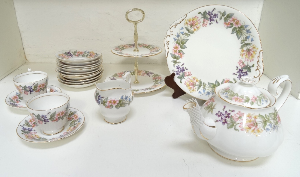 PARAGON COUNTRY LANE TEA SERVICE