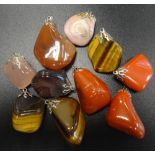 SELECTION OF TEN POLISHED AGATE,