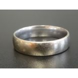 NINE CARAT GOLD WEDDING BAND ring size R-S,
