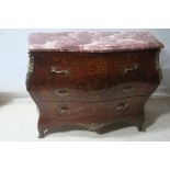 A VERY FINE CONTINENTAL KINGSWOOD AND MARQUETRY INLAID BOMBE SHAPED CHEST OF DRAWERS,