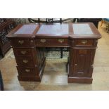 A GEORGIAN DESIGN MAHOGANY PEDESTAL DESK,