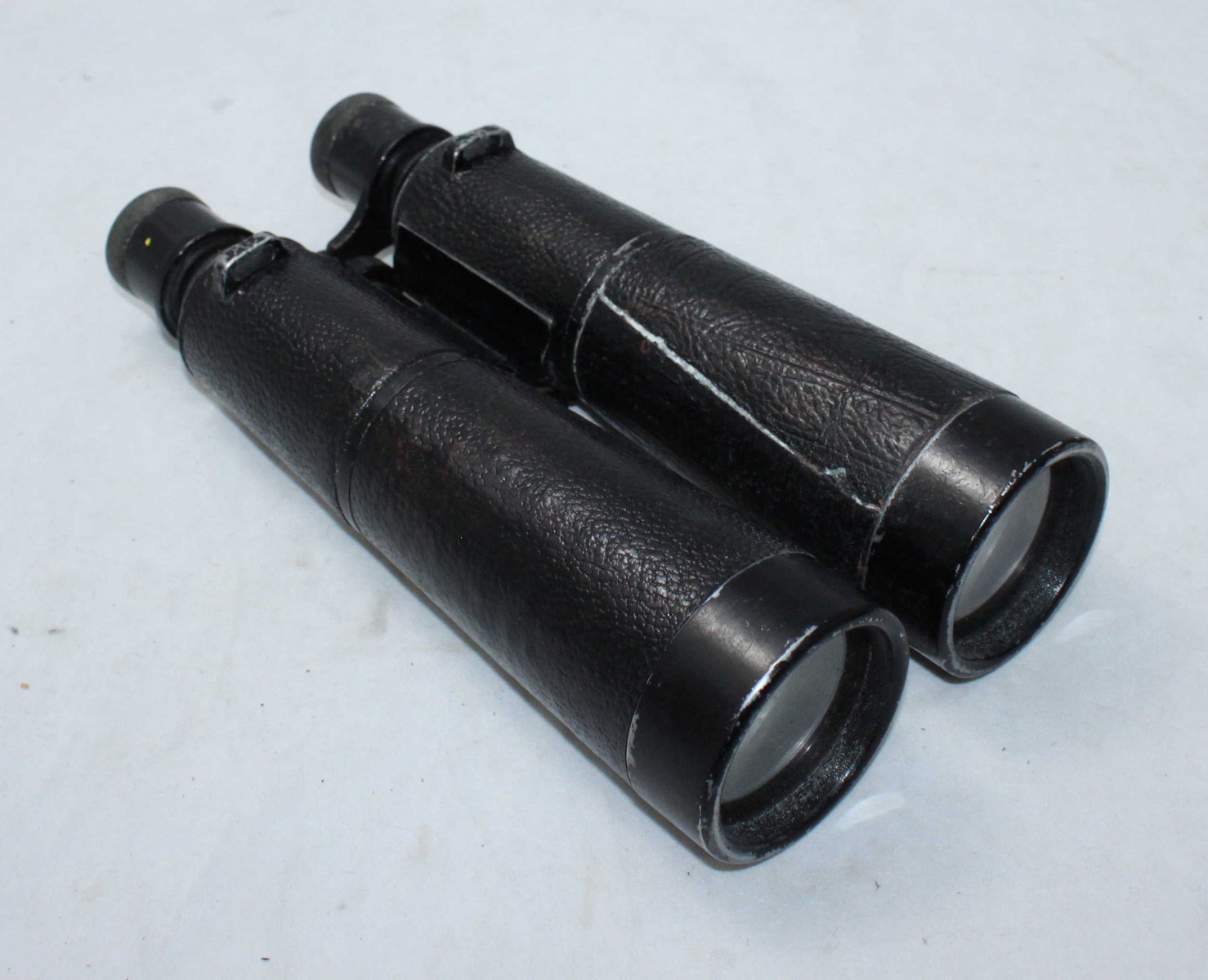 A pair of early 20th century German binoculars by Hensoldt-Wetzlar, with 10x magnification and - Bild 2 aus 3