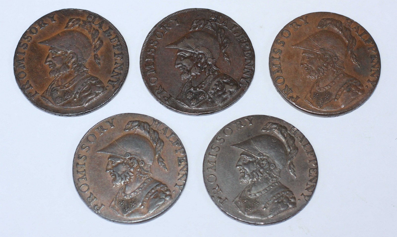 Five 18th Century Copper Halfpenny Provincial Tokens, Gosport Hampshire, 'Helmeted Bust of Bevois- - Bild 2 aus 2