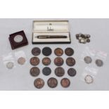 A small collection of assorted coinage comprising of eleven reproduction 'Jean Dassier'