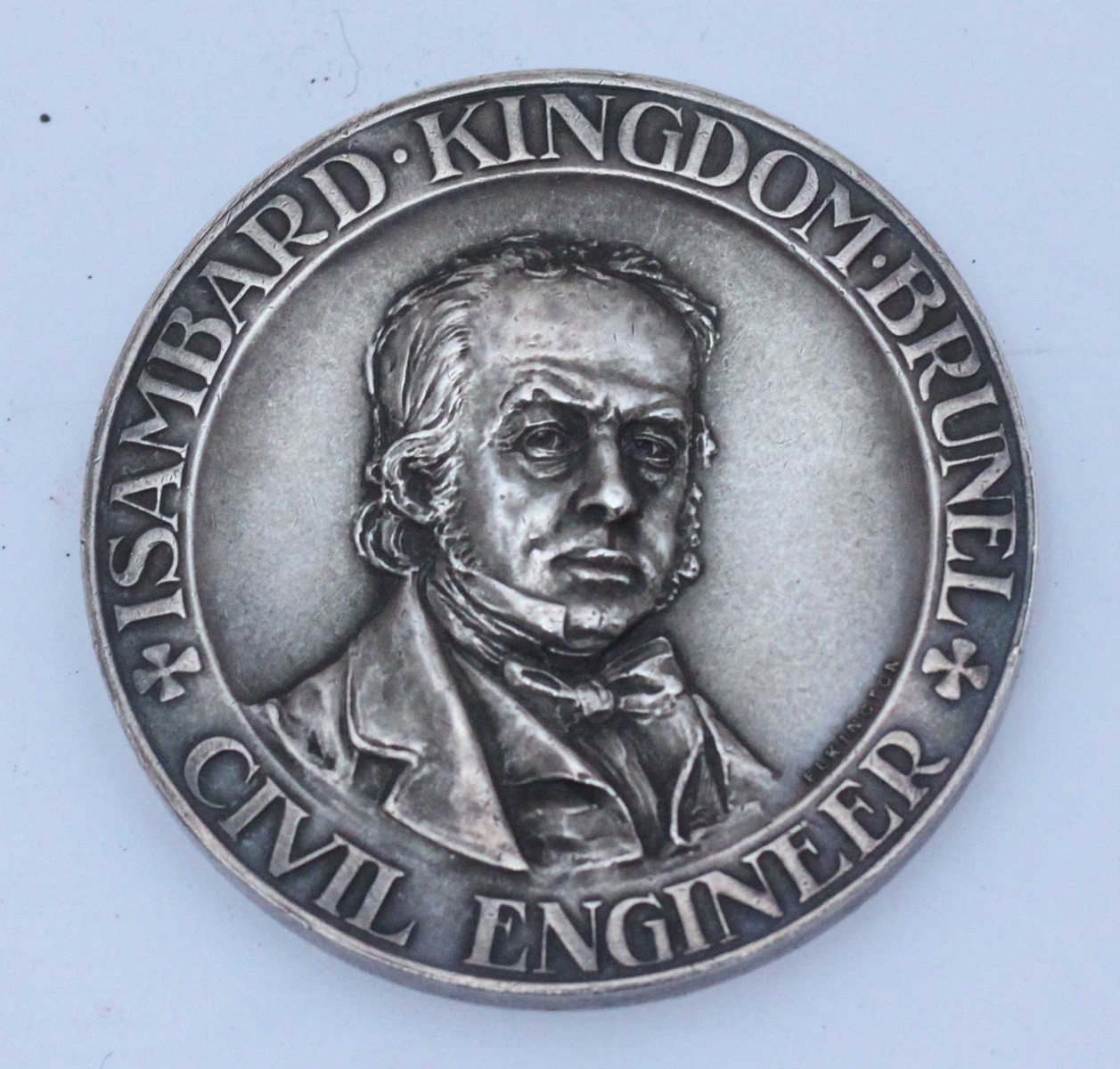 London School of Economics, a silver award medal by Elkington, with relief moulded bust of - Image 3 of 3