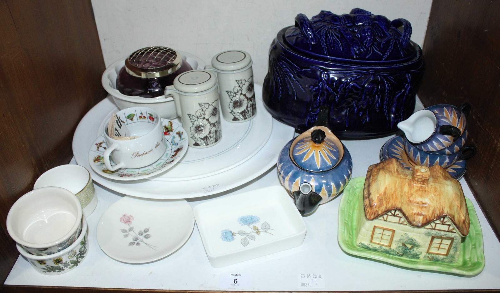 SECTION 6. An assortment of mixed ceramics and glass including examples by Wedgwood, Caithness,